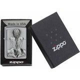 Kneeling Girl - Smoke & Co.