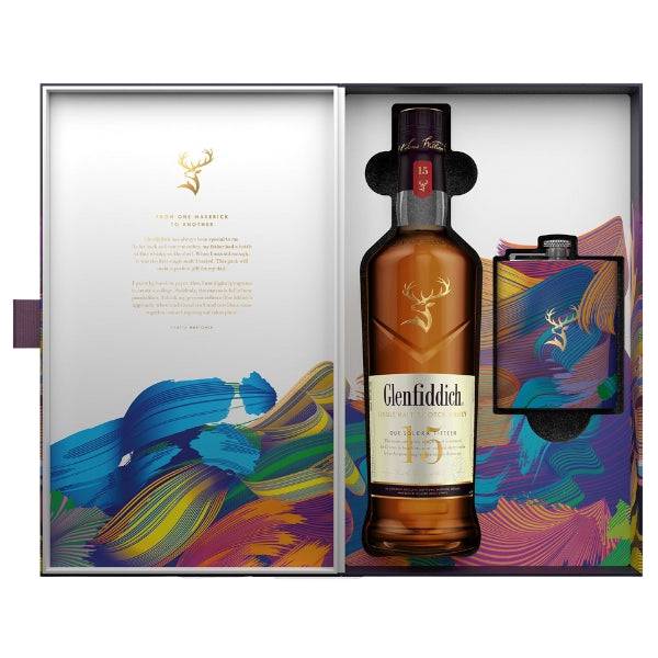 Glenfiddich - 15 Jahre Our Solera Reserve - Geschenkset mit Flachmann - LIMITIERT - 40% Vol.